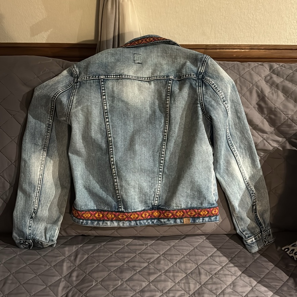 Insight Jean jacket - Picture 3 of 3